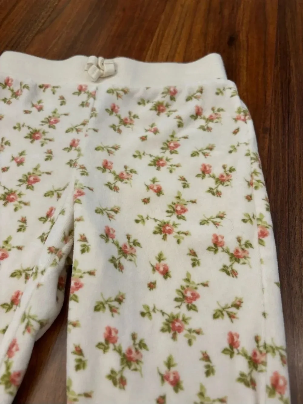 Ralph Lauren Cream Floral Fuzzy Jogger Sweatpants